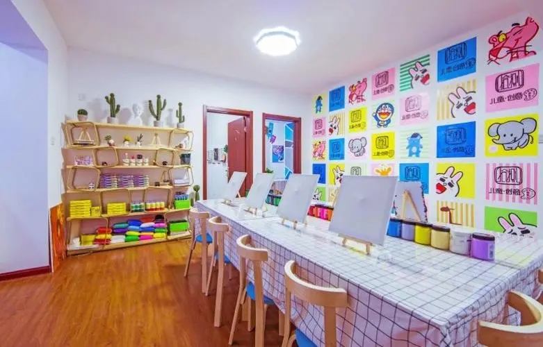 儿童画室朋友圈文案