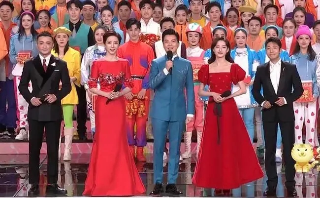 夸奖主持人的文案