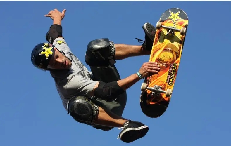 滑板朋友圈文案