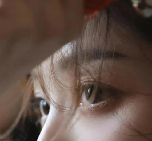 描写女孩子的文案