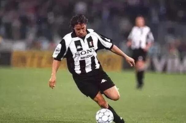 天下足球亨利经典文案