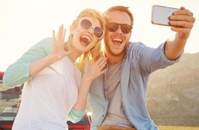 适合在一起一个月发的文案