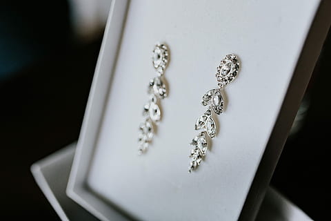 竖式结婚请帖怎么写 竖式结婚请柬的写法范本