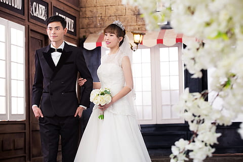 结婚怎么回复祝福短信 结婚怎么回复大家祝福