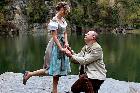 扯结婚证要注意些什么 扯结婚证手续需要怎么办理，要注意什么