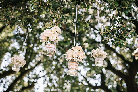 怎么装婚车吸引眼球 婚车怎么装饰好看 婚车装饰步骤介绍