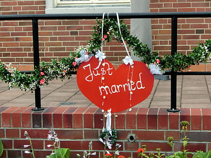 中国结婚穿什么颜色鞋 结婚当天穿什么颜色的鞋子