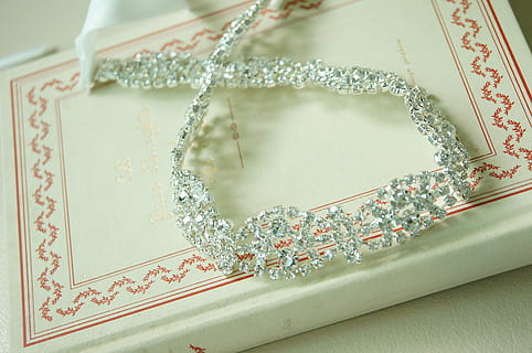 参加婚礼穿什么皮鞋 参加别人婚礼穿什么衣服鞋子合适？