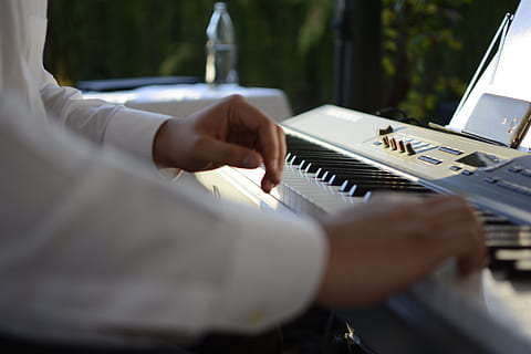 婚礼新娘穿什么衣服 新娘婚礼之后穿什么衣服?