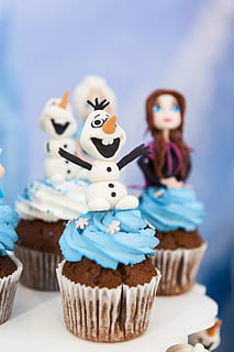 叫婚庆要多少钱 请一个一般的婚庆大概要多少钱呢?