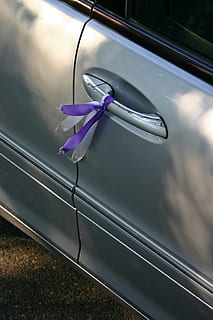 脸大结婚适合什么发型 脸大的人结婚适合什么发型