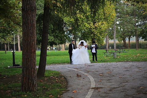 婚礼答谢请帖怎么写 婚礼答谢宴请帖怎么写 婚礼答谢宴请柬