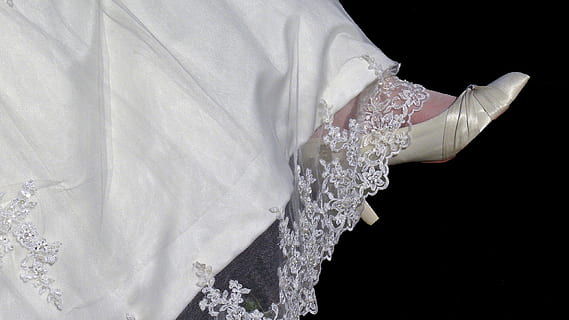 婚礼上放什么结婚的歌曲是什么歌曲 婚礼上放什么歌曲比较合适。