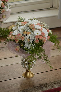 胖子怎么选婚纱 胖女孩是如何 选婚纱显瘦的六种方法?