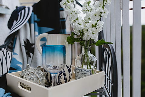 新娘秀禾服新郎穿什么样式的西服 结婚的时候新娘穿秀禾服新郎穿什么衣服好呢