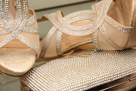 婚庆餐桌用什么花好 婚宴餐桌上放什么鲜花合适?