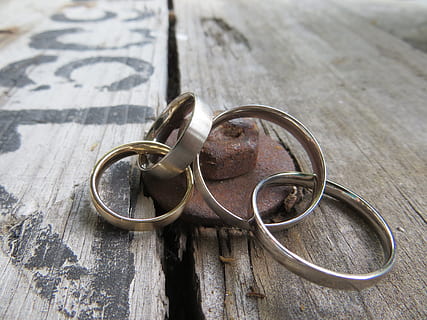 求请贴怎么写 求结婚请贴写法