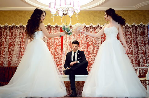 酒店办婚礼怎么算人数