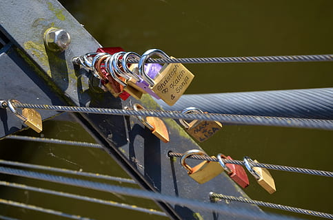 鲜花店怎么做婚庆