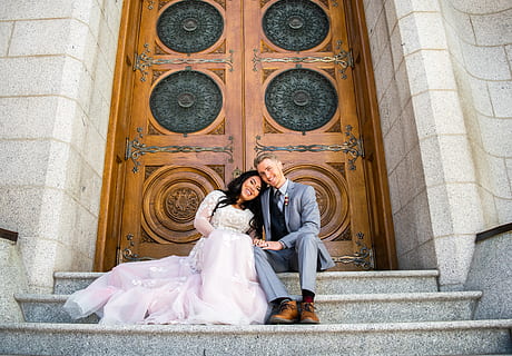 新婚夫妇送什么礼物 给新婚夫妇送什么礼物