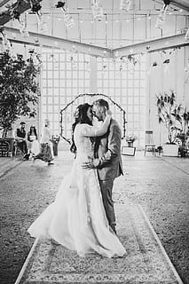 结婚婚车怎么安排 婚礼当天婚车路线有哪些讲究