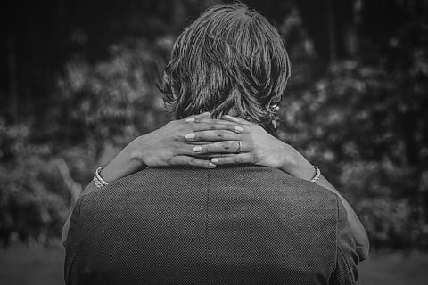 婚礼邀请怎么说 发短信邀请别人参加自己的婚礼，怎么说好？