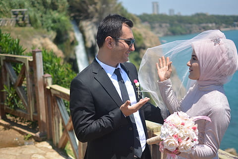 结婚伴郎怎么挡酒 婚宴上伴郎该怎样挡酒？