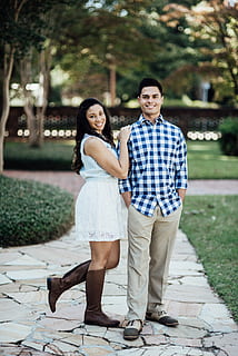 婚庆粉色搭配什么颜色 婚宴大厅餐椅套是粉红色搭配什么颜色台布