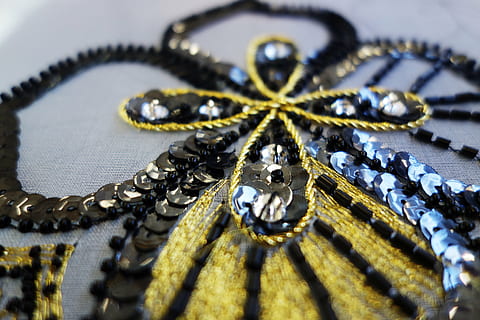 伴娘一般穿什么鞋子 伴娘应该穿什么衣服鞋子