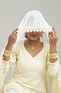 结婚当天新娘家人来多少人合适 结婚当日新郎去新娘家接亲一般去多少人