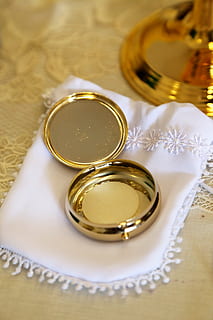 结婚请柬竖版怎么写 竖版 结婚请柬怎么写？