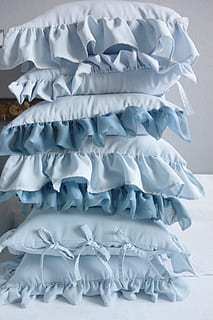 参加婚礼不可以穿什么颜色 参加婚礼不能穿什么颜色的衣服？