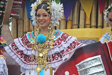 结婚的车怎么装饰 新人结婚婚车怎么装饰?