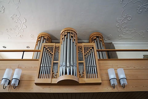 冬天伴郎穿什么衣服 伴郎一般穿什么衣服啊