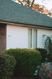 敬酒穿大衣配什么鞋 红色敬酒服配什么鞋子