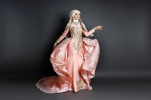 结婚证一般穿什么衣服 结婚证要穿什么衣服