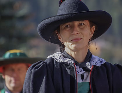 婚礼请帖怎么写范文 结婚请柬怎么写+范文