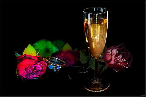 新婚敬酒怎么祝福语 朋友结婚,敬酒的时候求祝福语!