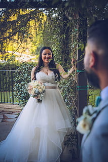 本人写结婚请帖怎么写 我本人结婚请帖怎么写