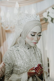 领结婚证照片穿什么衣服 照登记结婚证上的照片穿什么衣服合适?