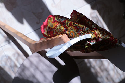 邀请赴婚宴的喜帖怎么写 邀请夫妻参加婚宴请帖怎么写