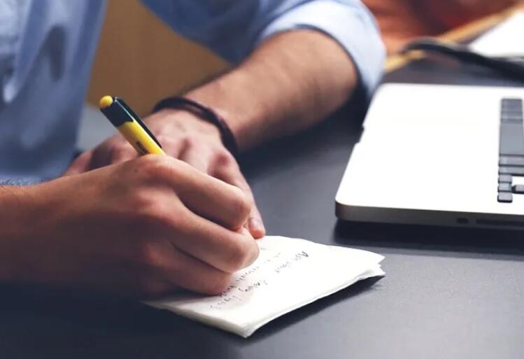 修辞手法的句子文案摘抄100句