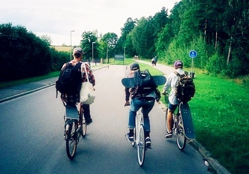 兄弟疏远了怎么发说说文案