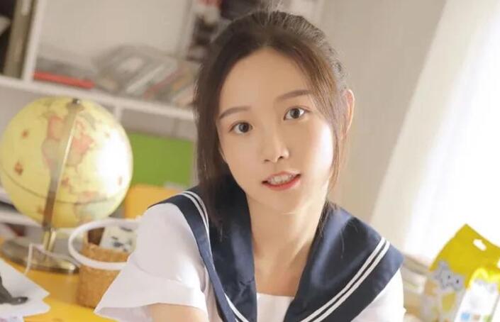 对喜欢的人幽默的句子文案对话