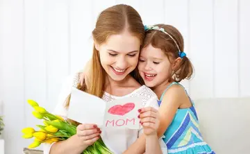 女儿给妈妈买礼物的说说文案