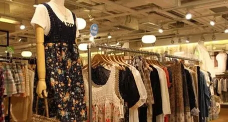 做服装生意的女人说说文案