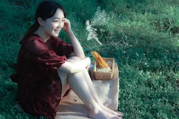 发自拍的说说文案简短唯美