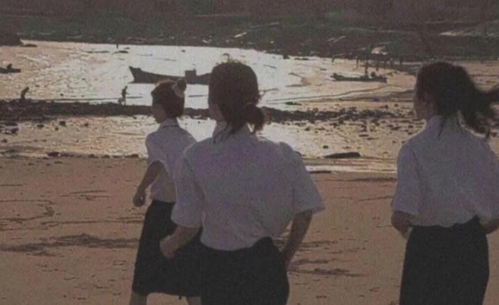 半夜发朋友圈的说说文案心情不好