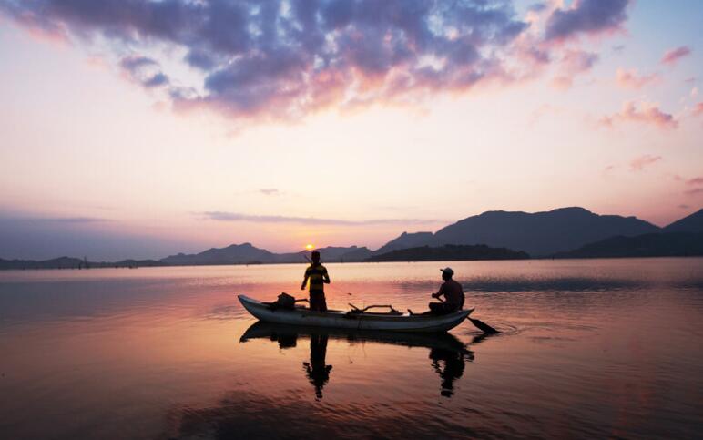 兄弟相互陪伴成长的句子文案