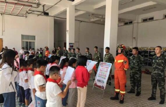 消防员祝福语的贺卡